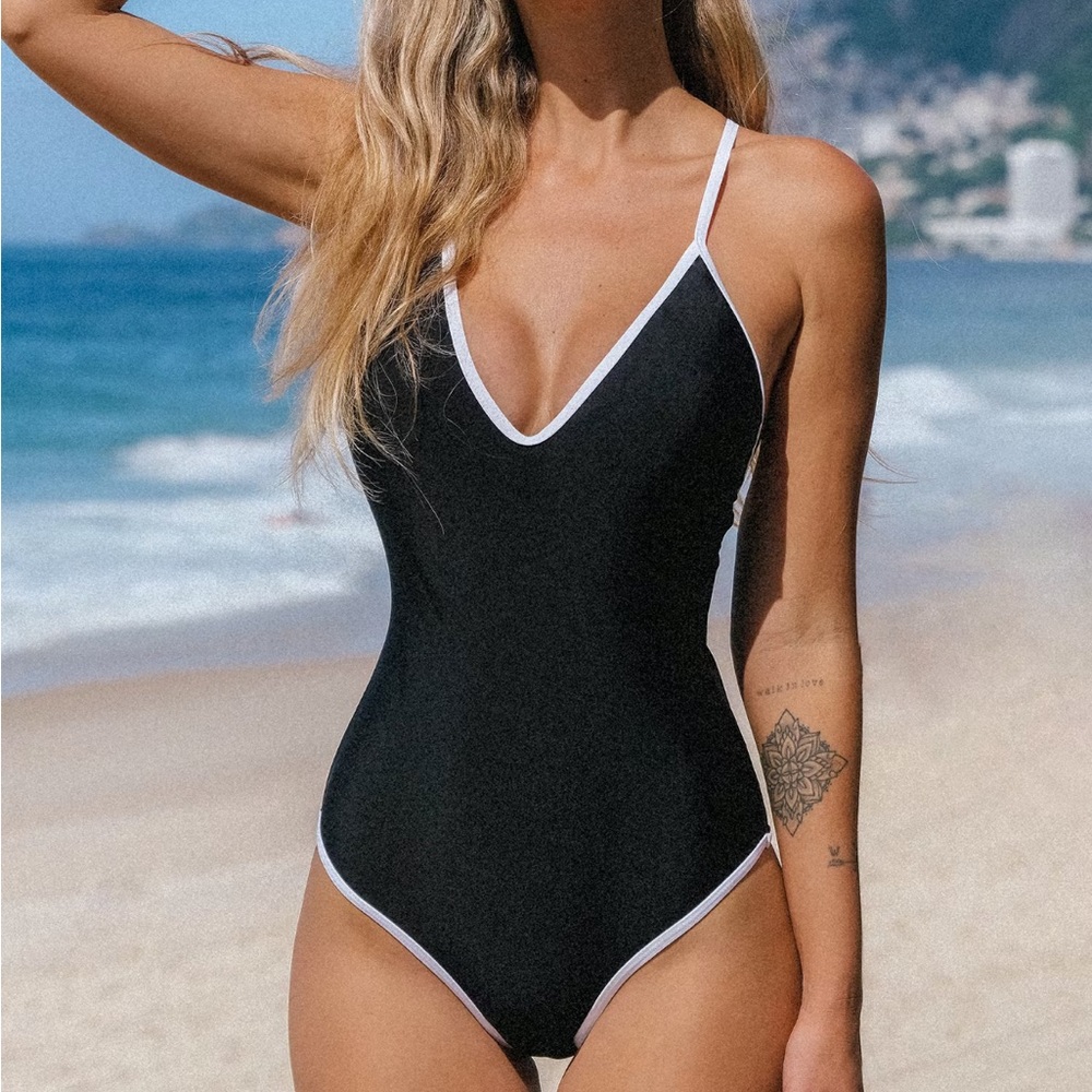 Women’s Swimsuit-NWT, size S